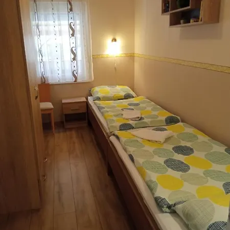 Gyoengyvirag Apartmanhaz Apartment Hajduszoboszlo