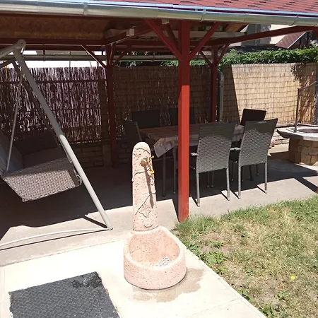 Gyoengyvirag Apartmanhaz Apartment Hajduszoboszlo