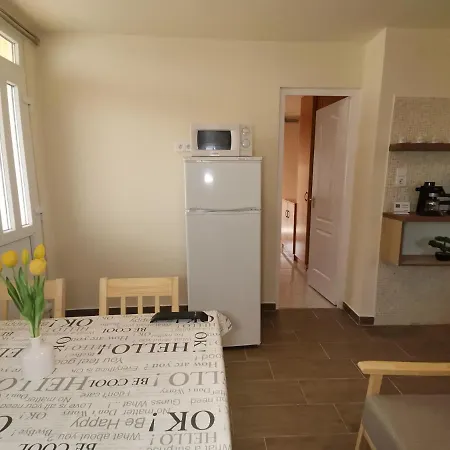 Appartement Gyoengyvirag Apartmanhaz *