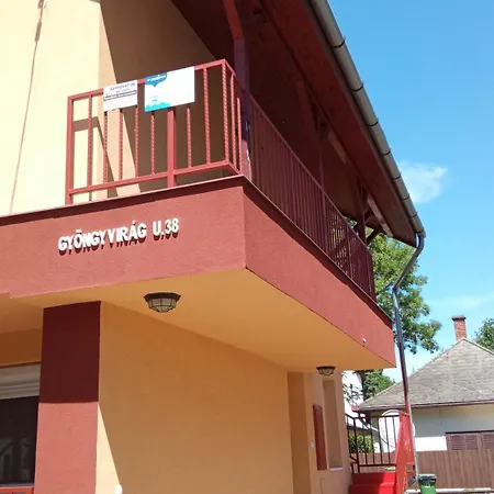 Gyoengyvirag Apartmanhaz Hajdúszoboszló